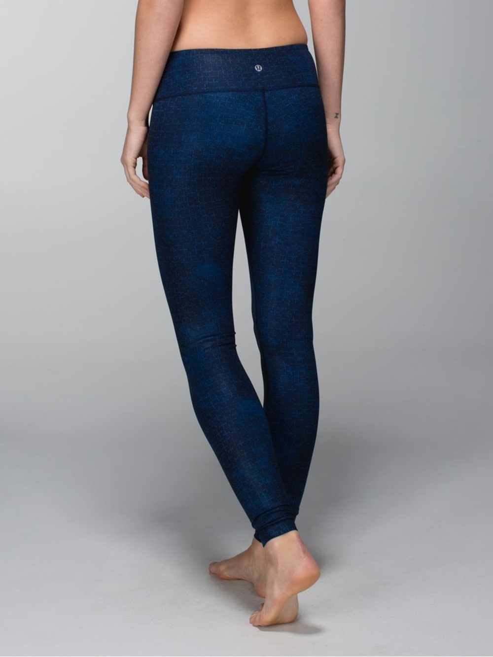 LULULEMON Wunder Under Pant Full-On Luxtreme - Size 6